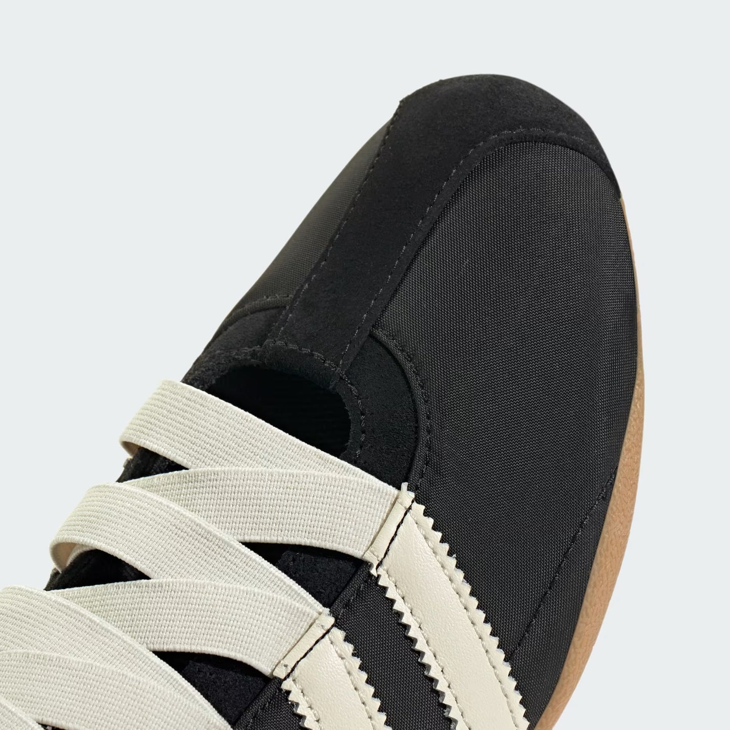 TOKYO - Samba Mary Jane Black - TK1